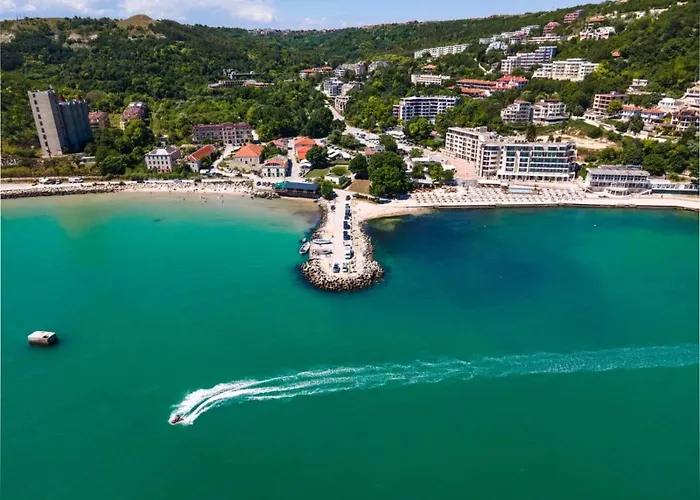 Royal Grand Hotel And Spa
